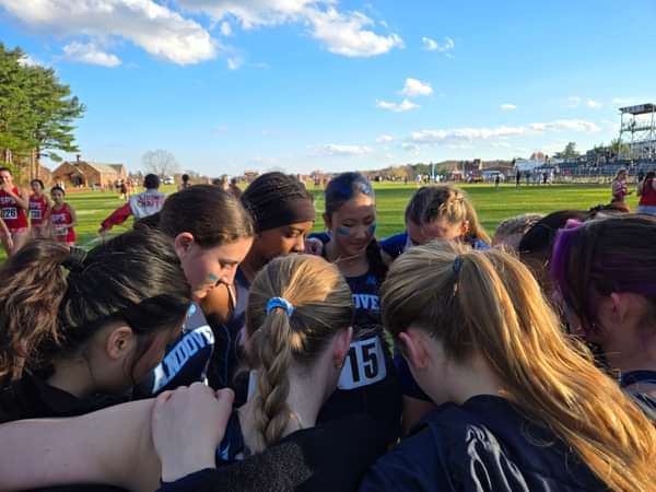 Interschols JV Huddle