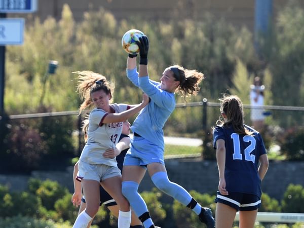 Soccer GV vs. Loomis